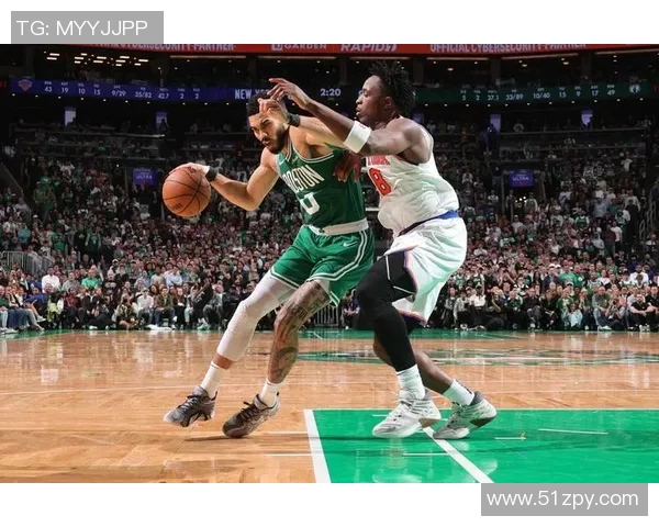 凯尔特人在主场迎战独行者，双方实力对比激烈对抗！